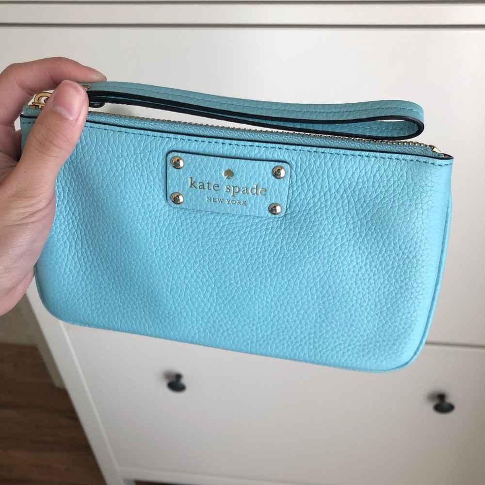 ❌SOLD❌Tiffany blue Kate spade zippered Chrissy